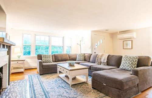 Orleans House | 100 Ft to Skaket Beach