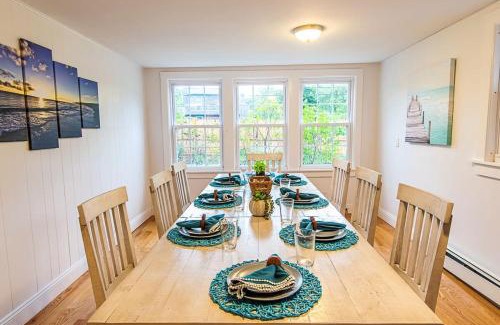 Orleans House | 100 Ft to Skaket Beach