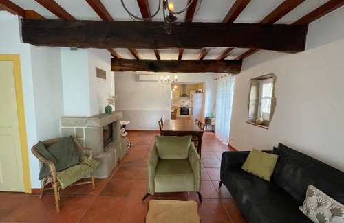 Chateauneuf-sur-Isere House | 100 m² Gîte ∙ 3 bedrooms ∙ 6 guests