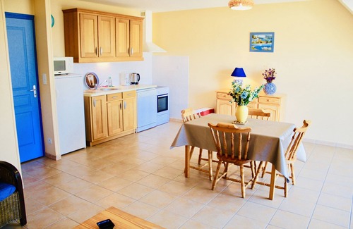Barneville-Carteret Apartment | 100 m from a Beautiful BEACH, Beautiful 48 m2 apartment,charges included Parking