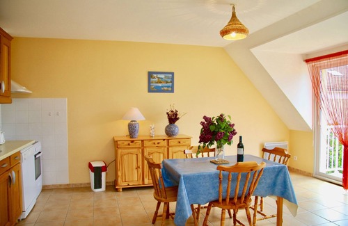 Barneville-Carteret Apartment | 100 m from a Beautiful BEACH, Beautiful 48 m2 apartment,charges included Parking