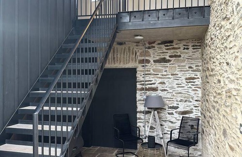 Sion Mills Apartment | 100 m² Apartment ∙ 3 bedrooms ∙ 6 guests