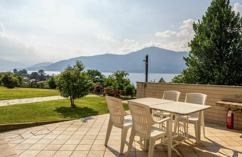 Porto Valtravaglia Apartment | 100 m² Apartment ∙ 2 bedrooms ∙ 5 guests
