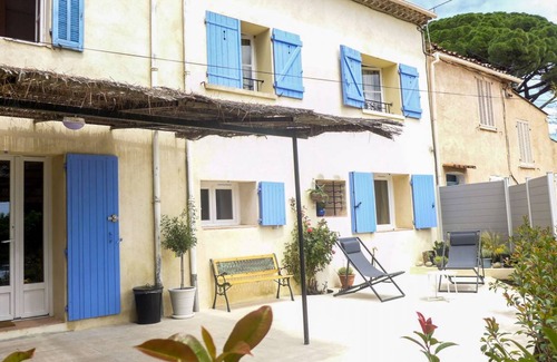 Cavalaire-sur-Mer Other | 100 m² Accommodation ∙ 4 bedrooms ∙ 6 guests