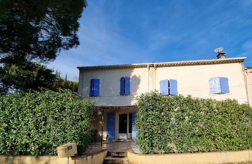 Cavalaire-sur-Mer Other | 100 m² Accommodation ∙ 4 bedrooms ∙ 6 guests