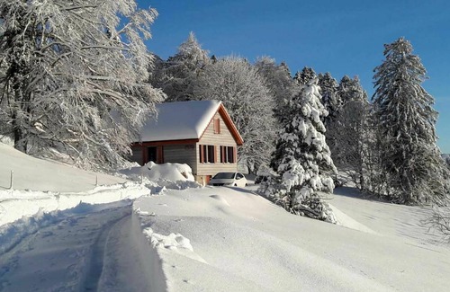 Bullet Other | 100 m² Accommodation ∙ 3 bedrooms ∙ 6 guests
