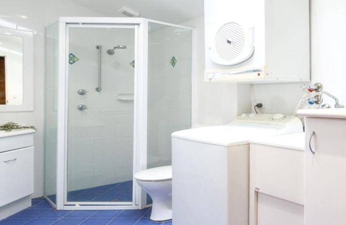 Boomerang Beach Apartment | 100 m² Apartment ∙ 2 bedrooms ∙ 6 guests
