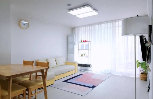 Chimsan-dong Apartment | 100 m² Apartment ∙ 3 bedrooms ∙ 4 guests