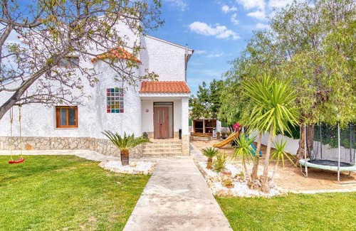 Macastre Apartment | 100 m² Apartment ∙ 1 bedroom ∙ 4 guests