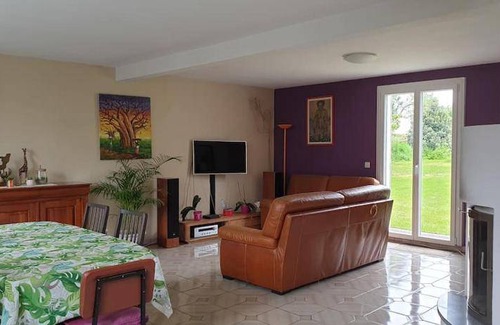 Villejust Apartment | 100 m² Apartment ∙ 1 bedroom ∙ 1 guest