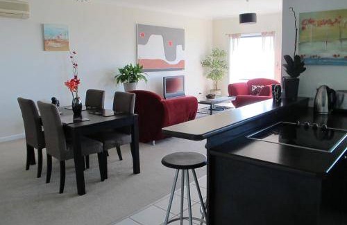 Kalorama Apartment | 100 m² Apartment ∙ 2 bedrooms ∙ 2 guests