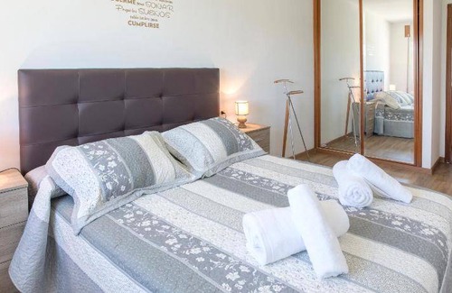 Sarria Apartment | 100 m² Apartment ∙ 2 bedrooms ∙ 4 guests