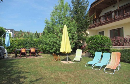 Csopak Apartment | 100 m² Apartment ∙ 2 bedrooms ∙ 4 guests