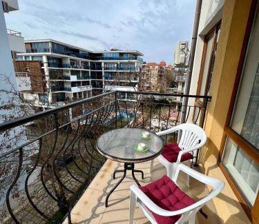 Chaika Apartment | 100 m² Apartment ∙ 2 bedrooms ∙ 6 guests
