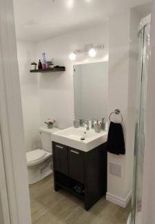 Grimsby Apartment | 100 m² Apartment ∙ 2 bedrooms ∙ 5 guests