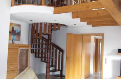 Munchen District Apartment | 100 m² Apartment ∙ 2 bedrooms ∙ 5 guests