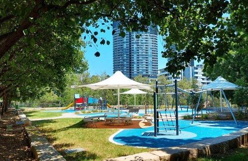 Lidcombe Apartment | 100 m² Apartment ∙ 3 bedrooms ∙ 6 guests
