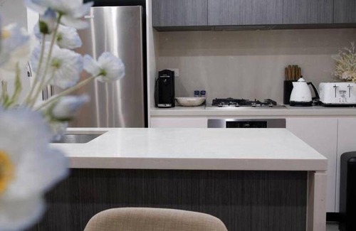 Lidcombe Apartment | 100 m² Apartment ∙ 3 bedrooms ∙ 6 guests