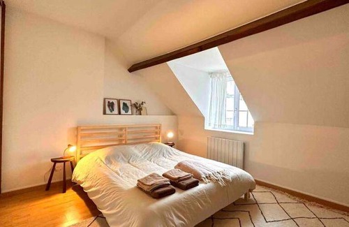 Chateau-Landon Apartment | 100 m² Apartment ∙ 3 bedrooms ∙ 6 guests