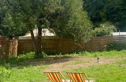 Chateau-Landon Apartment | 100 m² Apartment ∙ 3 bedrooms ∙ 6 guests