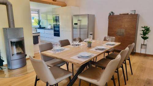 Spiez Apartment | 100 m² Apartment ∙ 3 bedrooms ∙ 6 guests
