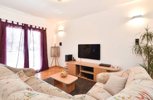 Vranjic Apartment | 100 m² Apartment ∙ 3 bedrooms ∙ 6 guests