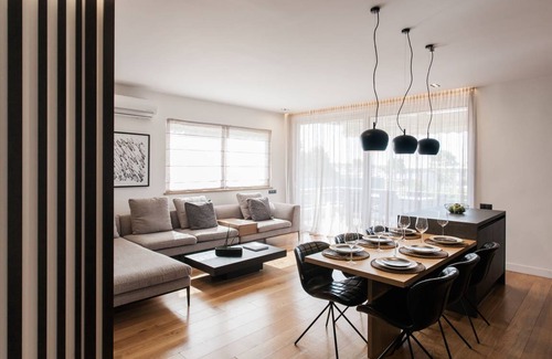 Glyfada Apartment | 100 m² Apartment ∙ 3 bedrooms ∙ 7 guests