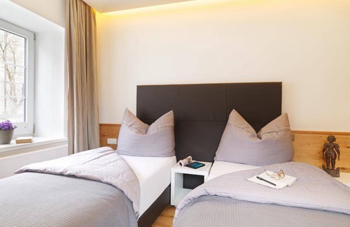 Innsbruck Apartment | 100 m² Apartment ∙ 2 bedrooms ∙ 5 guests
