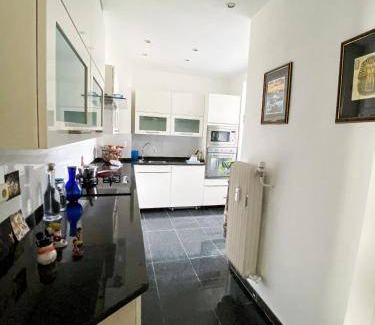 Ukkel Apartment | 100 m² Apartment ∙ 2 bedrooms ∙ 4 guests