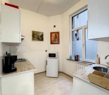 Koekelberg Apartment | 100 m² Apartment ∙ 2 bedrooms ∙ 6 guests