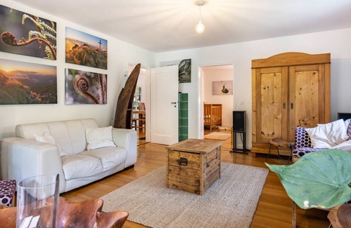 Bad Urach Apartment | 100 m² Apartment ∙ 2 bedrooms ∙ 6 guests