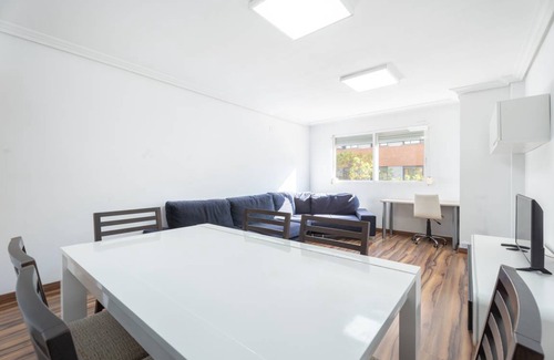Catarroja Apartment | 100 m² Apartment ∙ 3 bedrooms ∙ 8 guests