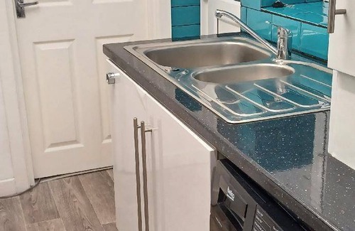 Abercwmboi Apartment | 100 m² Apartment ∙ 2 bedrooms ∙ 4 guests