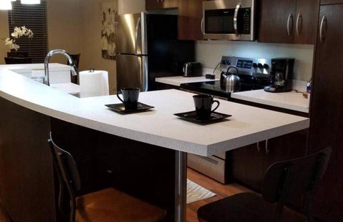 Fort Smith Apartment | 100 m² Apartment ∙ 2 bedrooms ∙ 8 guests