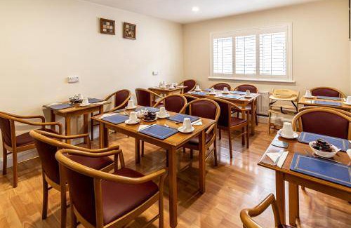 Ashbourne Bed & Breakfast | 100 m² Bed and breakfast ∙ 4 bedrooms ∙ 9 guests