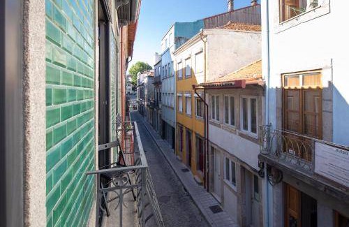 Centro / Baixa Bed & Breakfast | 100 m² Bed and breakfast ∙ 2 bedrooms ∙ 4 guests