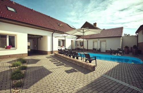 Dolni Dunajovice Bed & Breakfast | 100 m² Bed and breakfast ∙ 2 bedrooms ∙ 7 guests