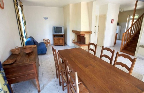 Mailly-le-Chateau Cottage | 100 m² Cabin ∙ 3 bedrooms ∙ 6 guests