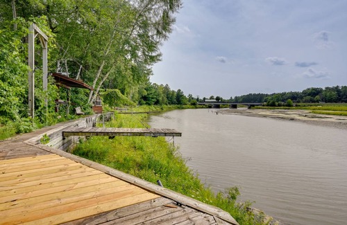 Gladwin Cottage | 100 m² Cabin ∙ 2 bedrooms ∙ 11 guests