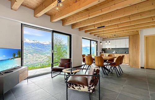 Grone Ski Chalet | 100 m² Chalet ∙ 3 bedrooms ∙ 8 guests