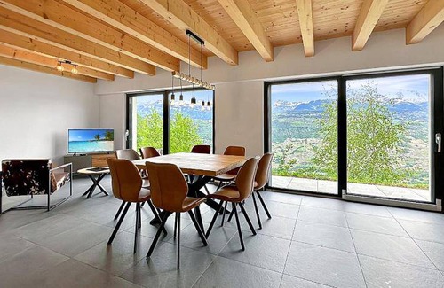 Grone Ski Chalet | 100 m² Chalet ∙ 3 bedrooms ∙ 8 guests