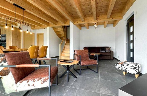 Grone Ski Chalet | 100 m² Chalet ∙ 3 bedrooms ∙ 8 guests