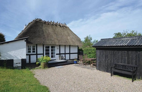 Brobyvaerk House | 100 m² Farmhouse ∙ 2 bedrooms ∙ 5 guests