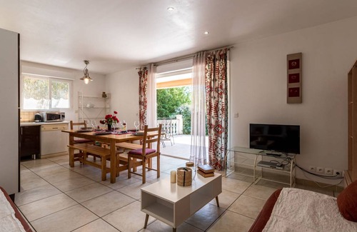 Morta Villa | 100 m² Villa ∙ 3 bedrooms ∙ 7 guests