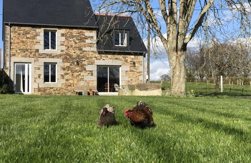 Marcilly House | 100 m² Gîte ∙ 2 bedrooms ∙ 4 guests