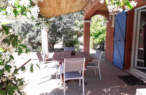 Canet House | 100 m² Gîte ∙ 3 bedrooms ∙ 6 guests