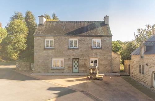 Inguiniel House | 100 m² Gîte ∙ 3 bedrooms ∙ 5 guests