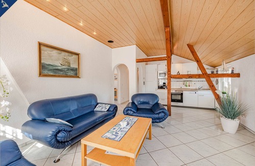 Heringsdorf Apartment | 100 m² Große Ferienwohnung für bis zu 5 Personen, 10 min vom Strand Entfernt
