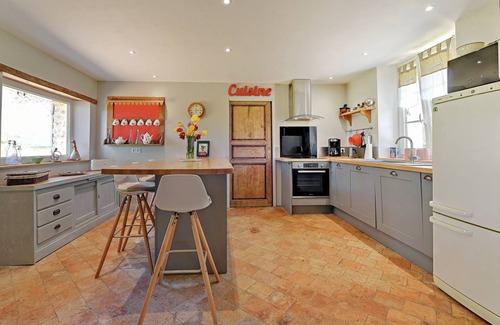 Saint-Mard-de-Reno House | 100 m² House ∙ 2 bedrooms ∙ 4 guests
