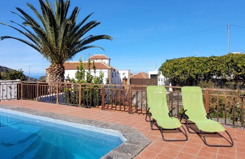 Icod de los Vinos House | 100 m² House ∙ 4 bedrooms ∙ 7 guests